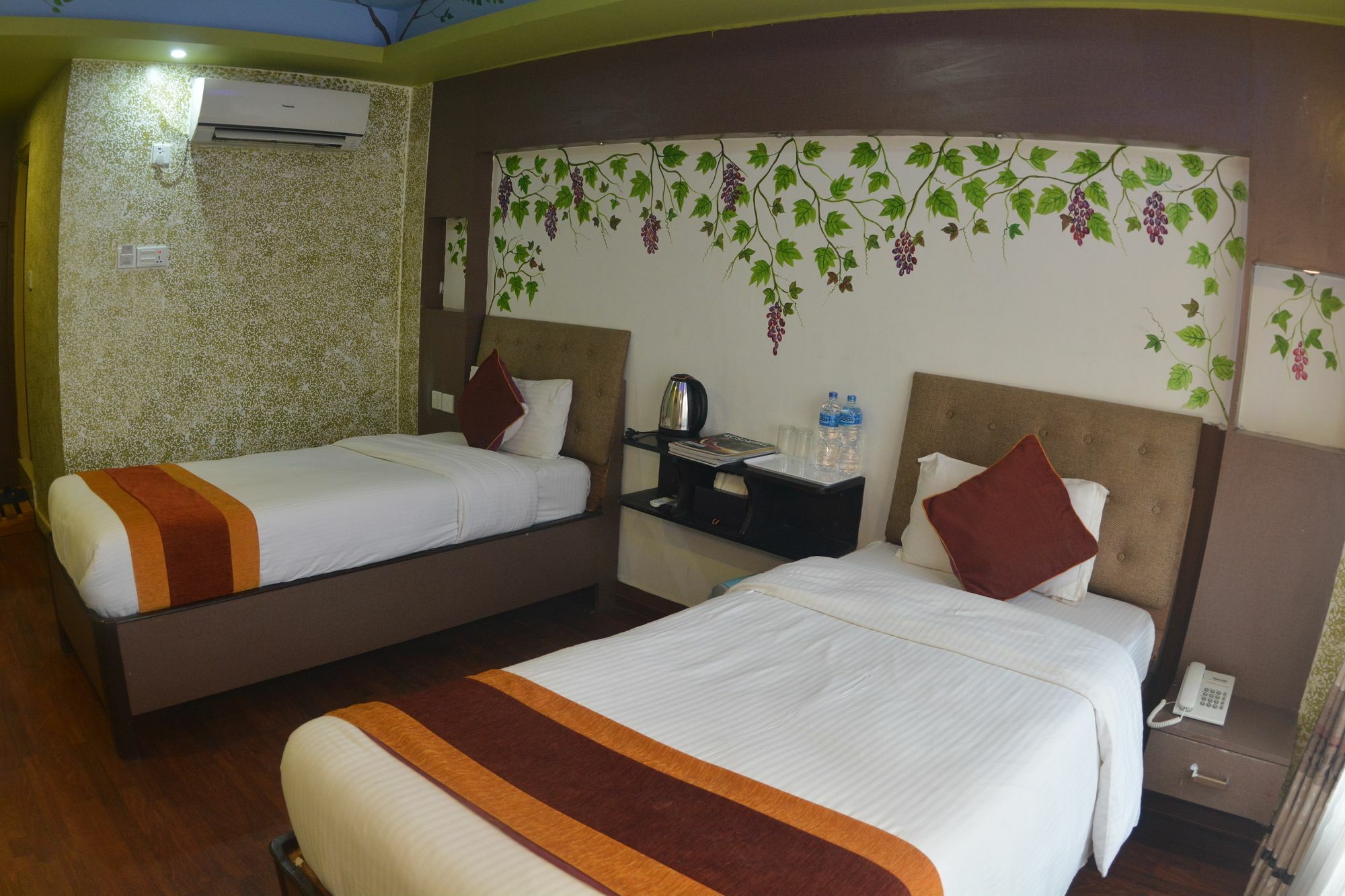 Hotel Nepal Tara Katmandu Kültér fotó